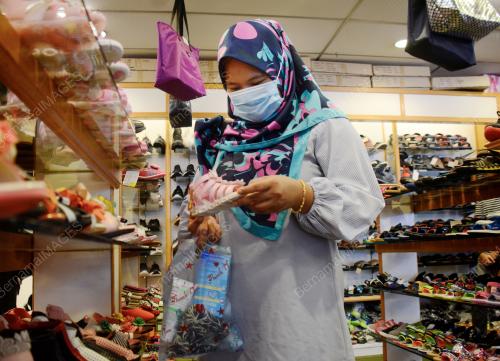 BELI KASUT RAYA ANAK
