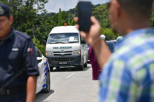 KHAIRIL AZWAN JAMALUDDIN