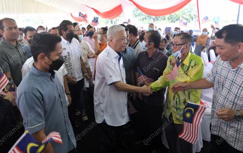 DATUK SERI ISMAIL SABRI YAAKOB