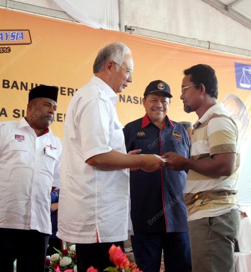 PH04_20122013_NAJIB