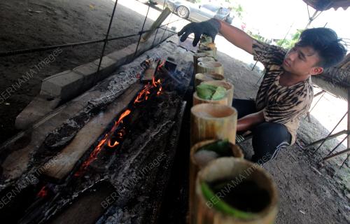 PENJUAL LEMANG