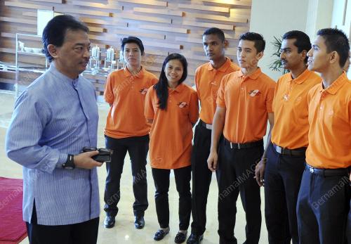 PH04_23032015_FAM_REFEREES