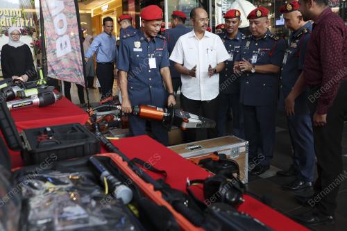 DATUK IR RAZALI KASSIM