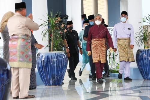 AL-SULTAN ABDULLAH RI'AYATUDDIN AL-MUSTAFA BILLAH SHAH