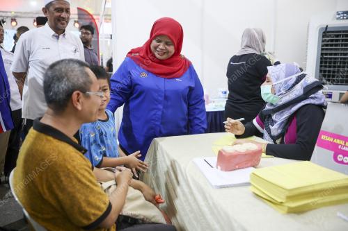 DATUK RUBIAH WANG