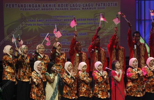 PERTANDINGAN KOIR PATRIOTIK