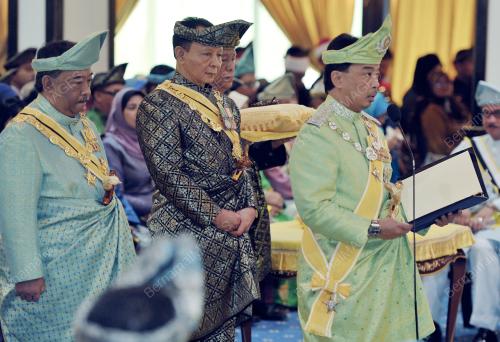 PH04_24102012_TENGKU_MAHKOTA