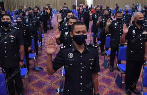 HARI POLIS KE 214 2021