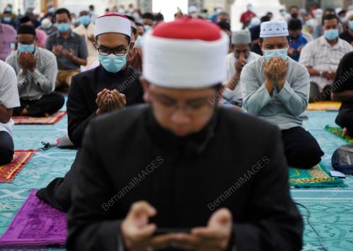 AL-SULTAN ABDULLAH RI'AYATUDDIN AL-MUSTAFA BILLAH SHAH