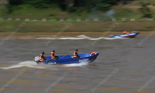 PH04_25102018_BANJIR