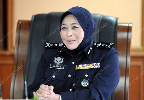 PH04_26092014_POLIS