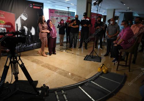 DATUK SAIFUDDIN ABDULLAH