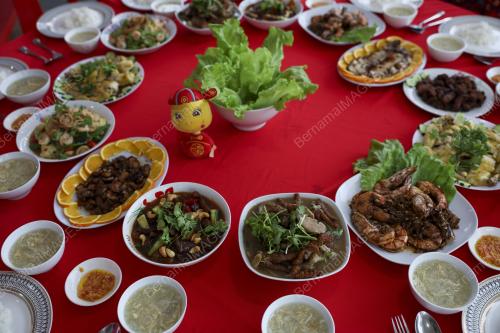 MAKAN BESAR TAHUN BAHARU CINA