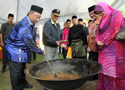 SULTAN AHMAD SHAH