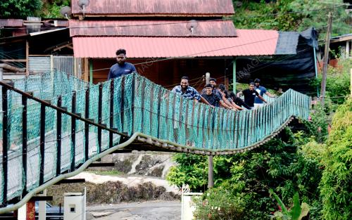 JAMBATAN GANTUNG