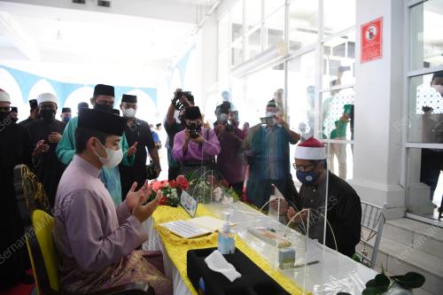 TENGKU HASSANAL IBRAHIM ALAM SHAH AL-SULTAN ABDULLAH