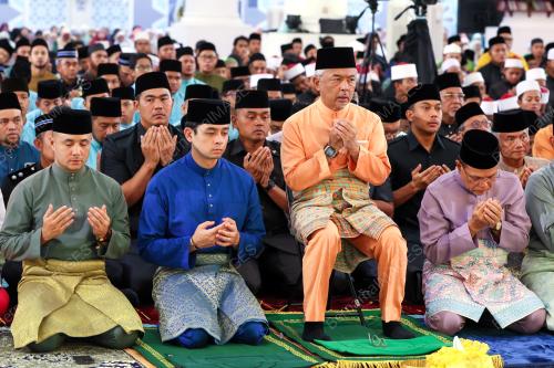 AL-SULTAN ABDULLAH RI'AYATUDDIN AL-MUSTAFA BILLAH SHAH