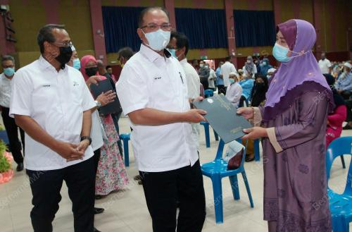 DATUK SERI WAN ROSDY WAN ISMAIL