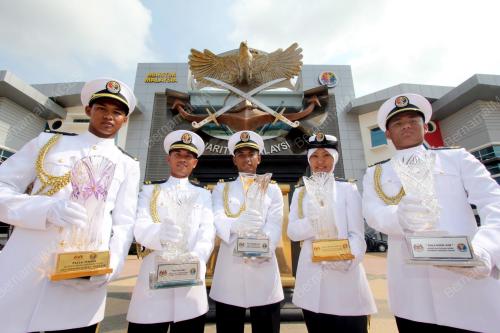 PELATIH PEGAWAI APMM TERBAIK