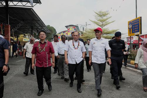 DATUK SERI WAN ROSDY WAN ISMAIL