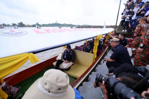 TENGKU HASSANAL IBRAHIM ALAM SHAH