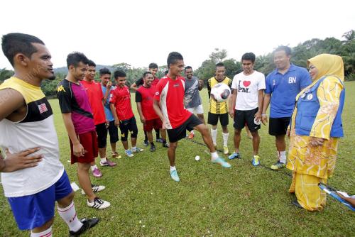 PH05_03052013_SHAHANIZA