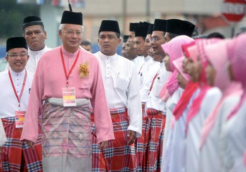MOHD NAJIB TUN ABDUL RAZAK