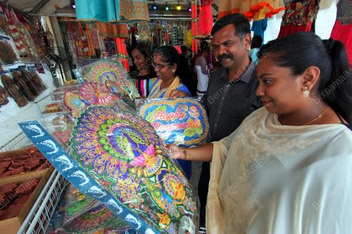 PH05_05112018_DEEPAVALI