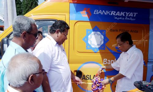 PH05_06012013_ISMAIL_BANK_RAKYAT