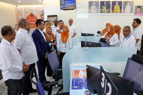 DATUK MOHAMAD NIZAR MOHD NAJIB