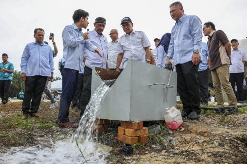 DATUK SERI WAN ROSDY WAN ISMAIL