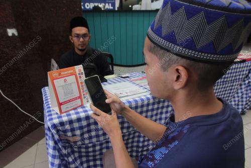 KAUNTER ZAKAT FITRAH DI PUSAT BELI BELAH