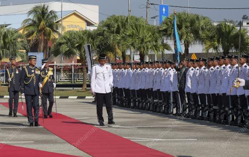 AL-SULTAN ABDULLAH RI'AYATUDDIN AL-MUSTAFA BILLAH SHAH