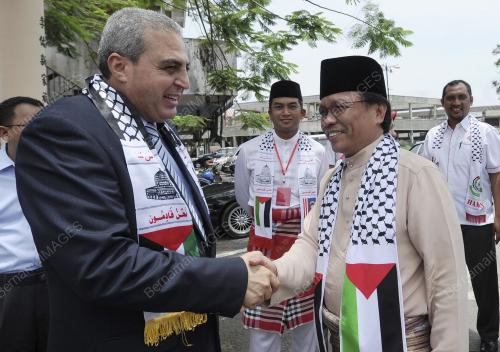 PH05_06092014_SHAFIE