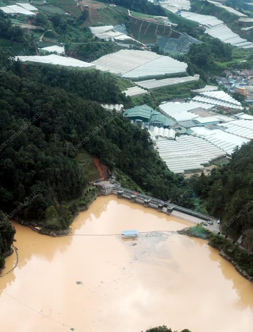 PH05_07114_BANJIR_07112014