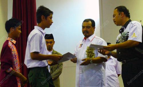 JAMIL KHIR BAHAROM