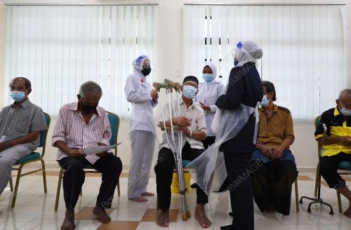 ASNAF MENERIMA SUNTIKAN VAKSIN COVID-19