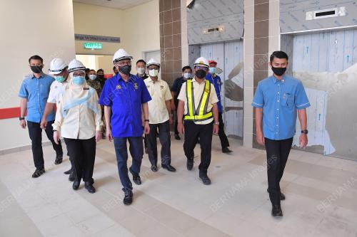 DATUK SERI ISMAIL SABRI YAAKOB