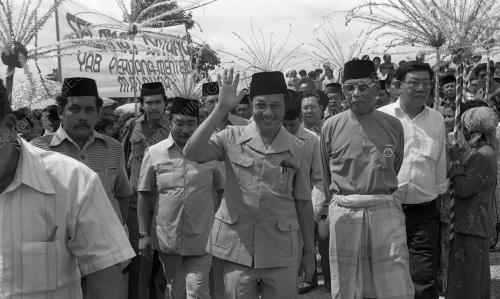 PEGAWAI PILIHANRAYA