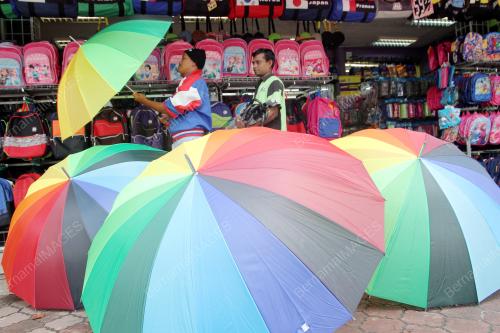 PH05_10122015_PAYUNG