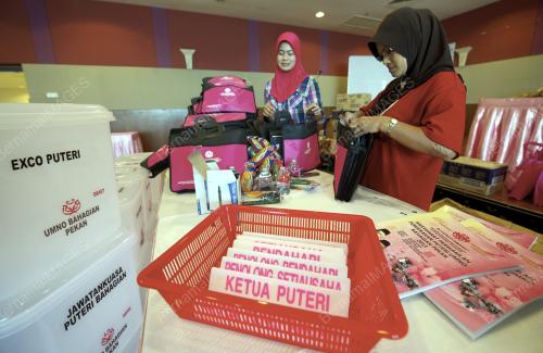 PH05_11102013_UMNO
