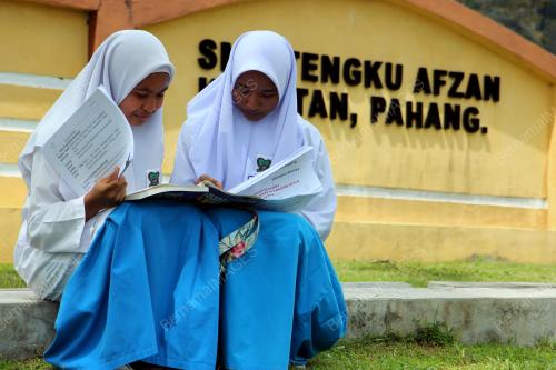 PH05_11102018_SEKOLAH