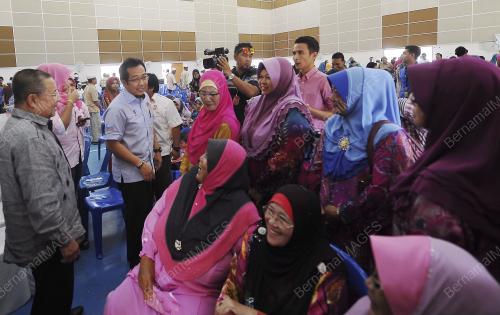 PH05_12022015_RAZALI