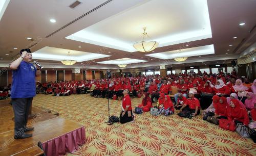 PH05_13112016_UMNO