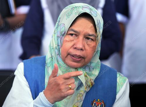 ZURAIDA KAMARUDDIN