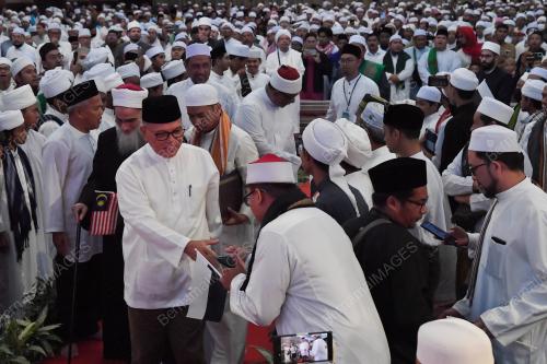 DATUK SERI WAN ROSDY WAN ISMAIL