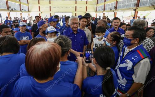 DATUK SERI ISMAIL SABRI YAAKOB
