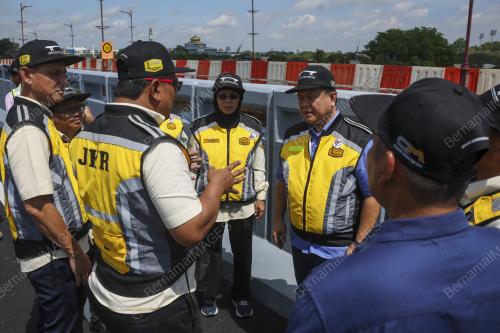 DATUK SERI ALEXANDER NANTA LINGGI