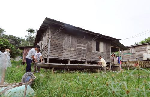 PH05_17112014_BANJIR