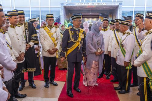 AL-SULTAN ABDULLAH RI'AYATUDDIN AL-MUSTAFA BILLAH SHAH